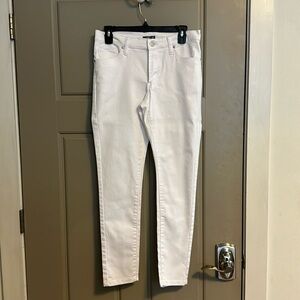 Venus Size 8 White Jeans